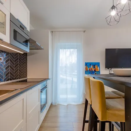 Lägenhet Admiral Luxury Studio Apartman By Bltn